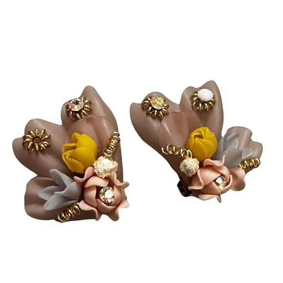 Vintage Celluloid Floral Clip On Earrings - Picture 1 of 5